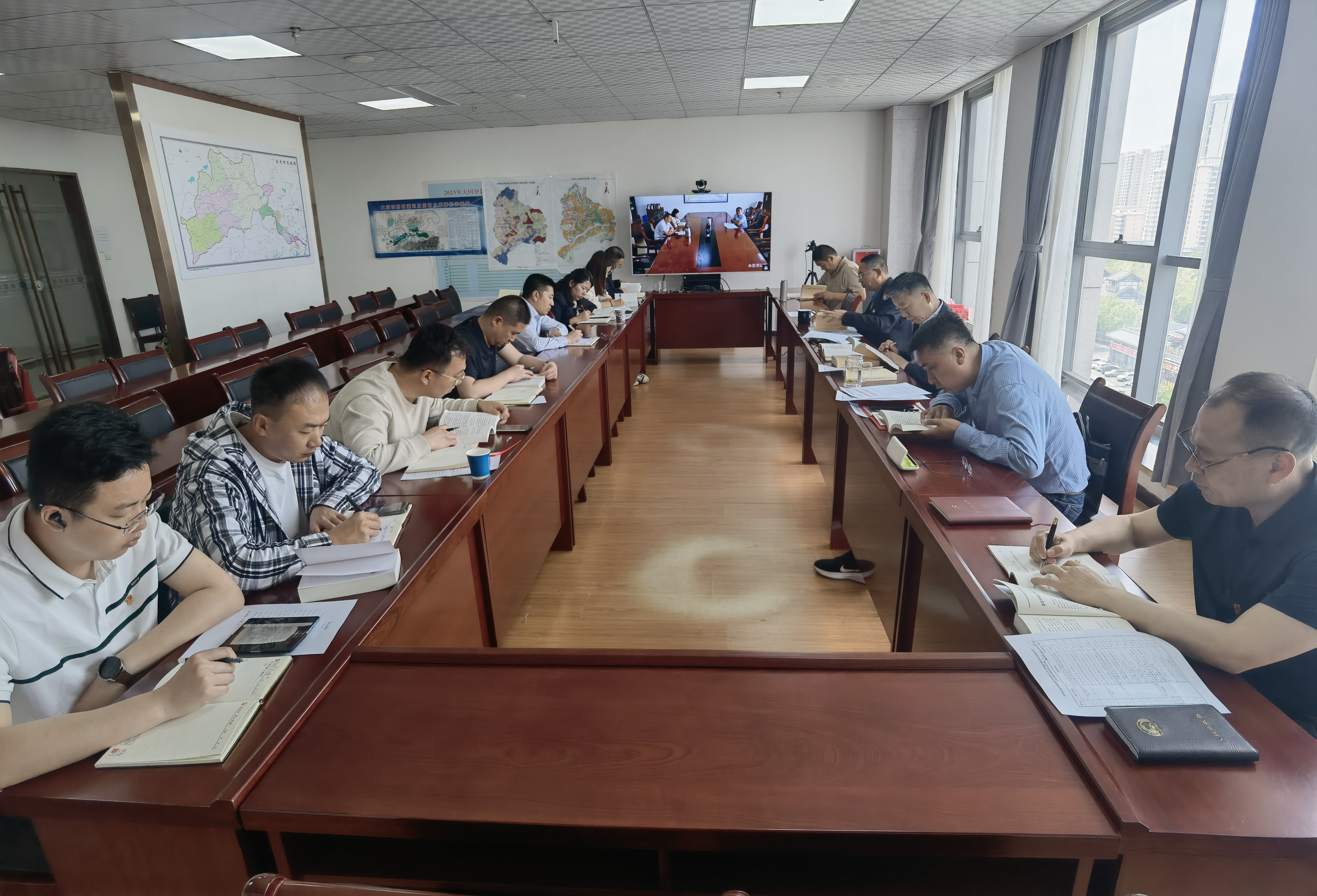 以實(shí)干擔(dān)當(dāng)形成推動(dòng)公司“兩個(gè)高質(zhì)量”發(fā)展的強(qiáng)大動(dòng)力——公司各黨支部扎實(shí)開(kāi)展學(xué)習(xí)貫徹習(xí)近平新時(shí)代中國(guó)特色社會(huì)主義思想主題教育 以實(shí)干擔(dān)當(dāng)形成推動(dòng)公司“兩個(gè)高質(zhì)量”發(fā)展的強(qiáng)大動(dòng)力——公司各黨支部扎實(shí)開(kāi)展學(xué)習(xí)貫徹習(xí)近平新時(shí)代中國(guó)特色社會(huì)主義思想主題教育