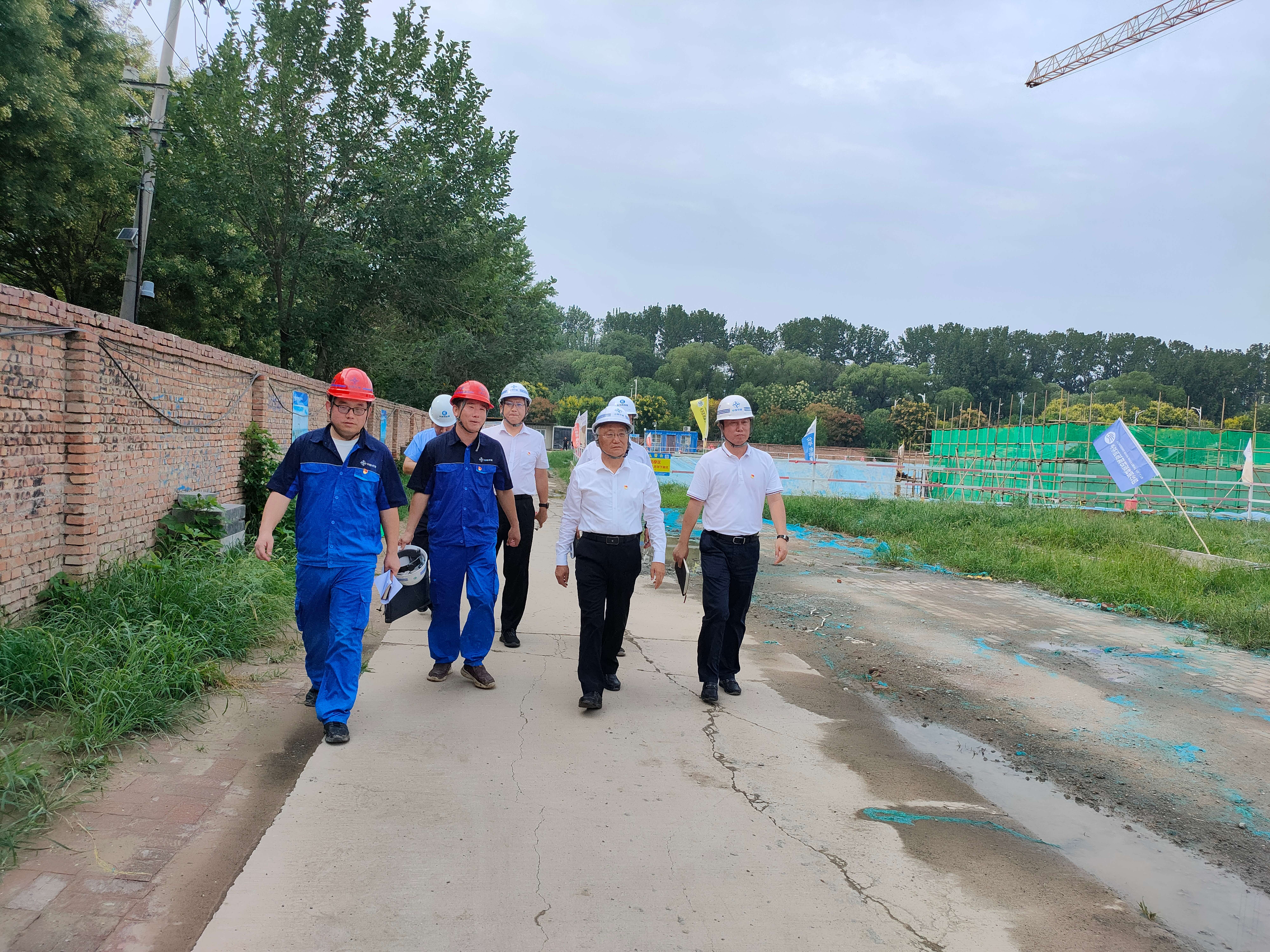 公司領(lǐng)導(dǎo)為基層黨建聯(lián)系點(diǎn)、總部第六黨支部講授紀(jì)律黨課 公司領(lǐng)導(dǎo)為基層黨建聯(lián)系點(diǎn)、總部第六黨支部講授紀(jì)律黨課