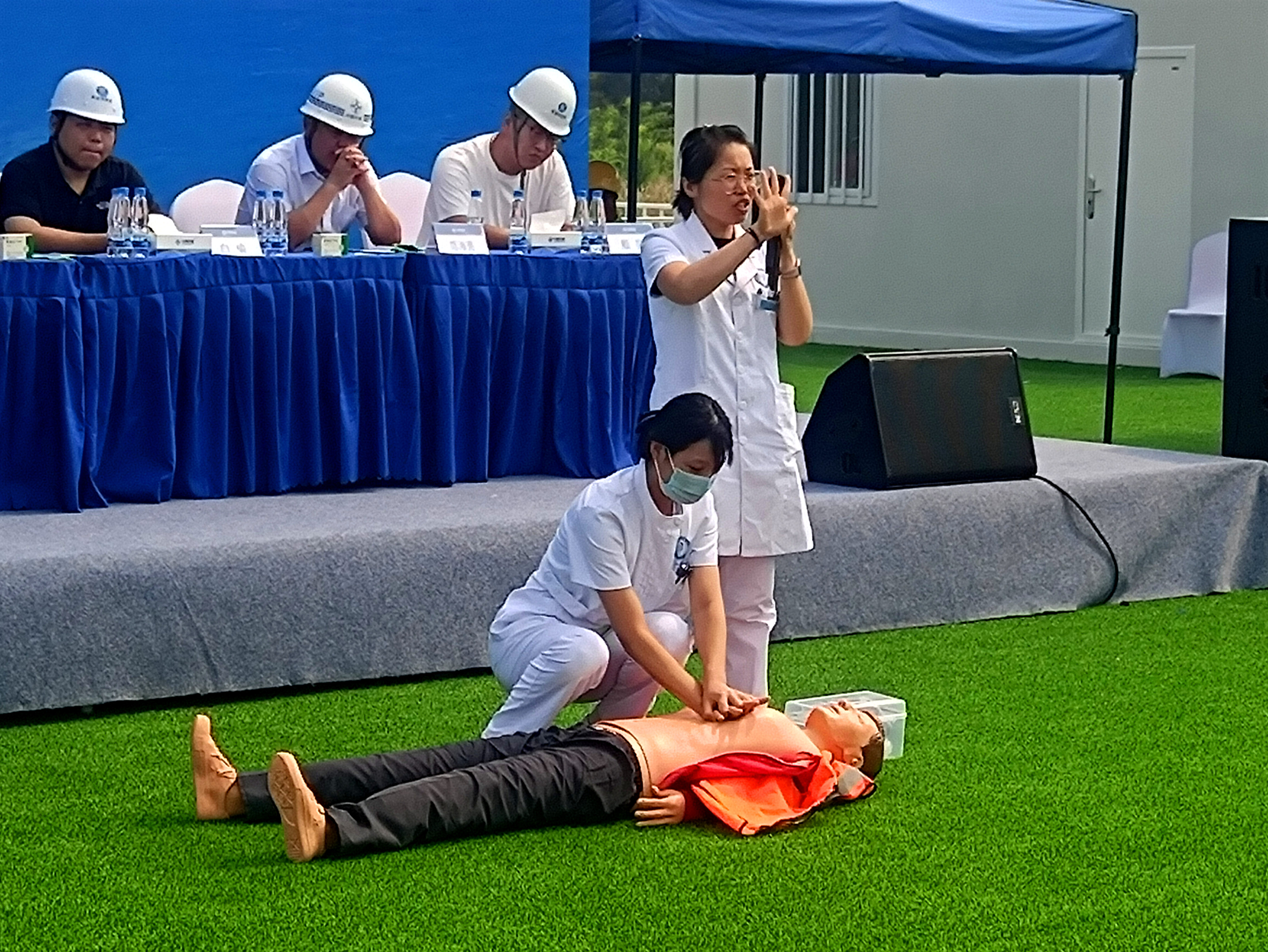 公司開展起重傷害、觸電事故綜合應(yīng)急救援演練