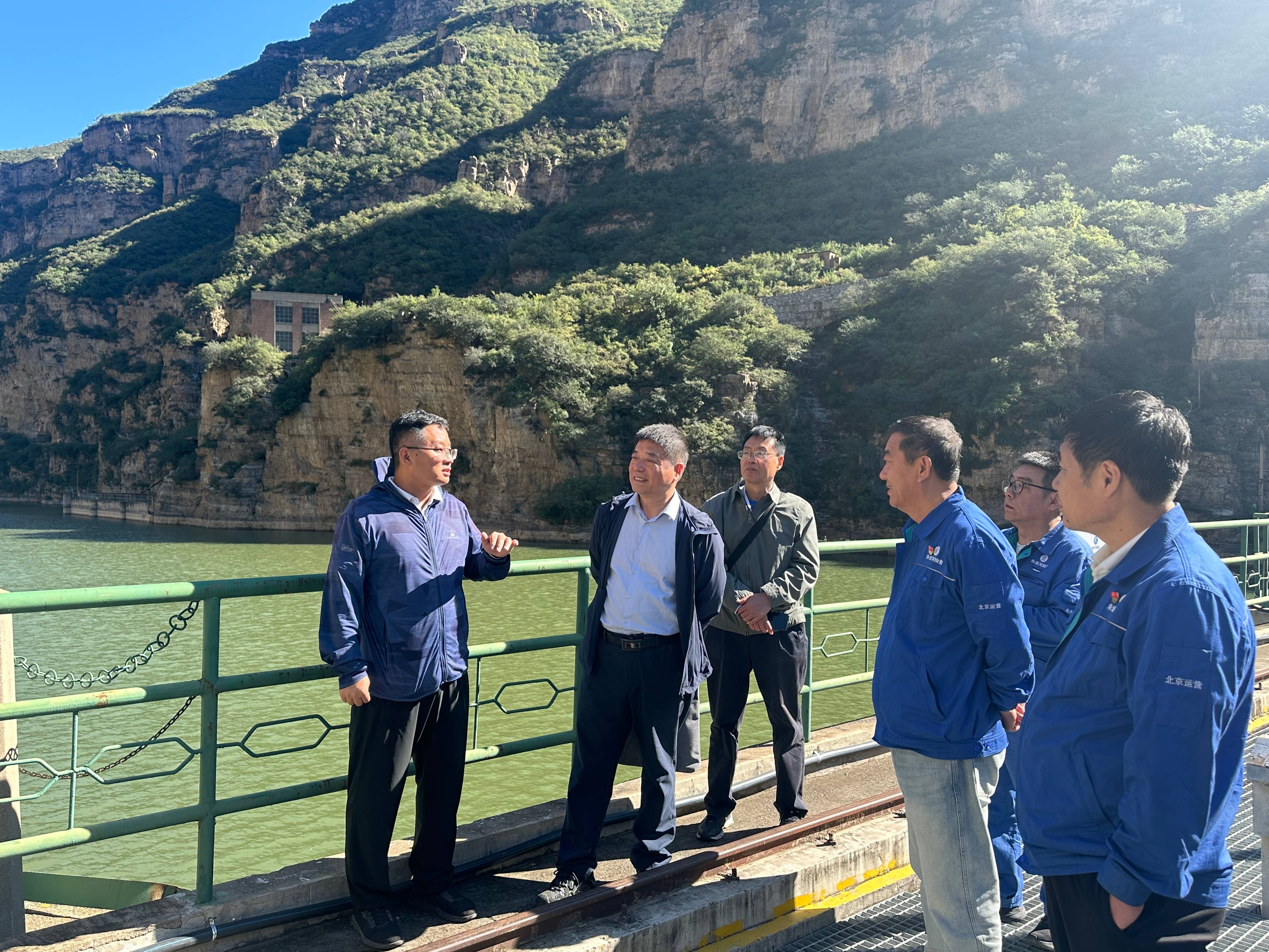 北京市水務(wù)局專家組檢查珠窩水庫標(biāo)準(zhǔn)化建設(shè)工作 北京市水務(wù)局專家組檢查珠窩水庫標(biāo)準(zhǔn)化建設(shè)工作