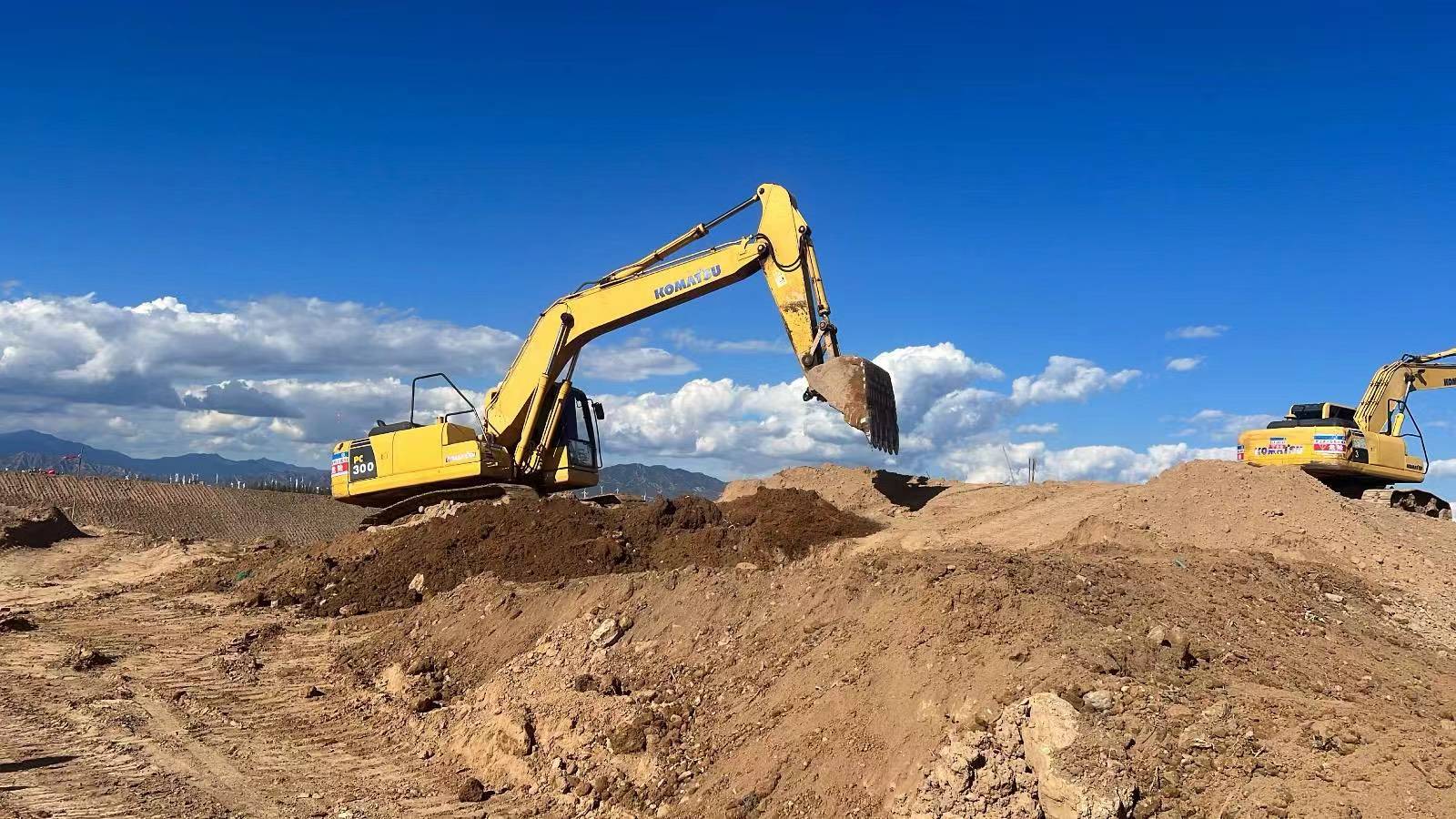 圖說攻堅(jiān) | 官?gòu)d水庫(kù)清淤試點(diǎn)工程假期不停工