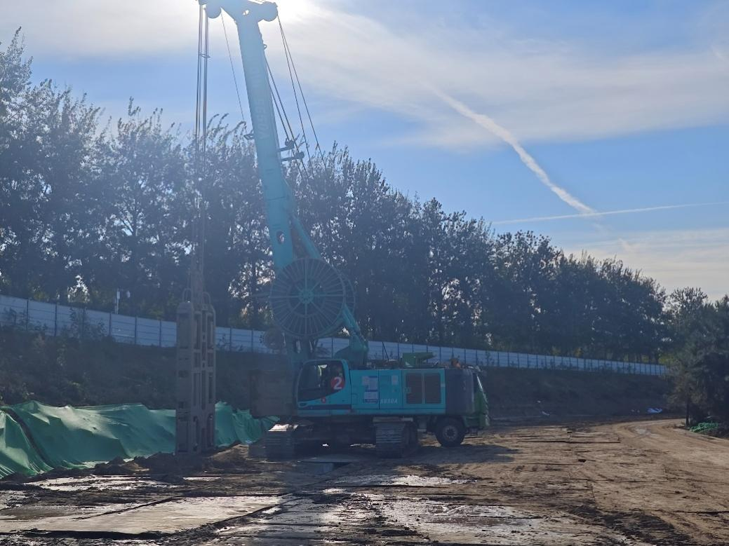 圖說攻堅 | 永定河盧三段、盧梁段綜合提升工程超額完成上周計劃任務(wù)