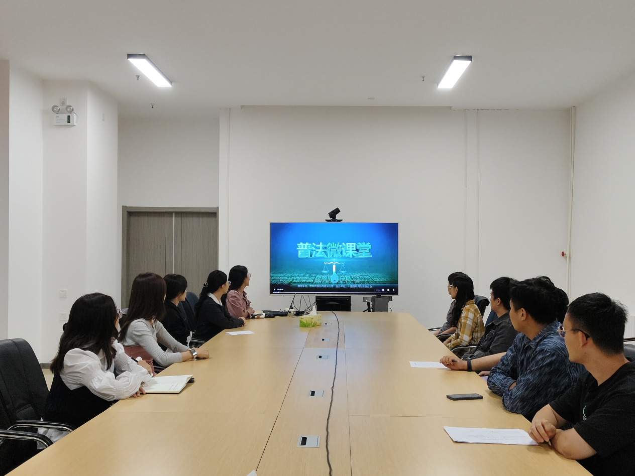 筑防線、護(hù)發(fā)展 公司組織開(kāi)展網(wǎng)絡(luò)安全宣傳周活動(dòng)