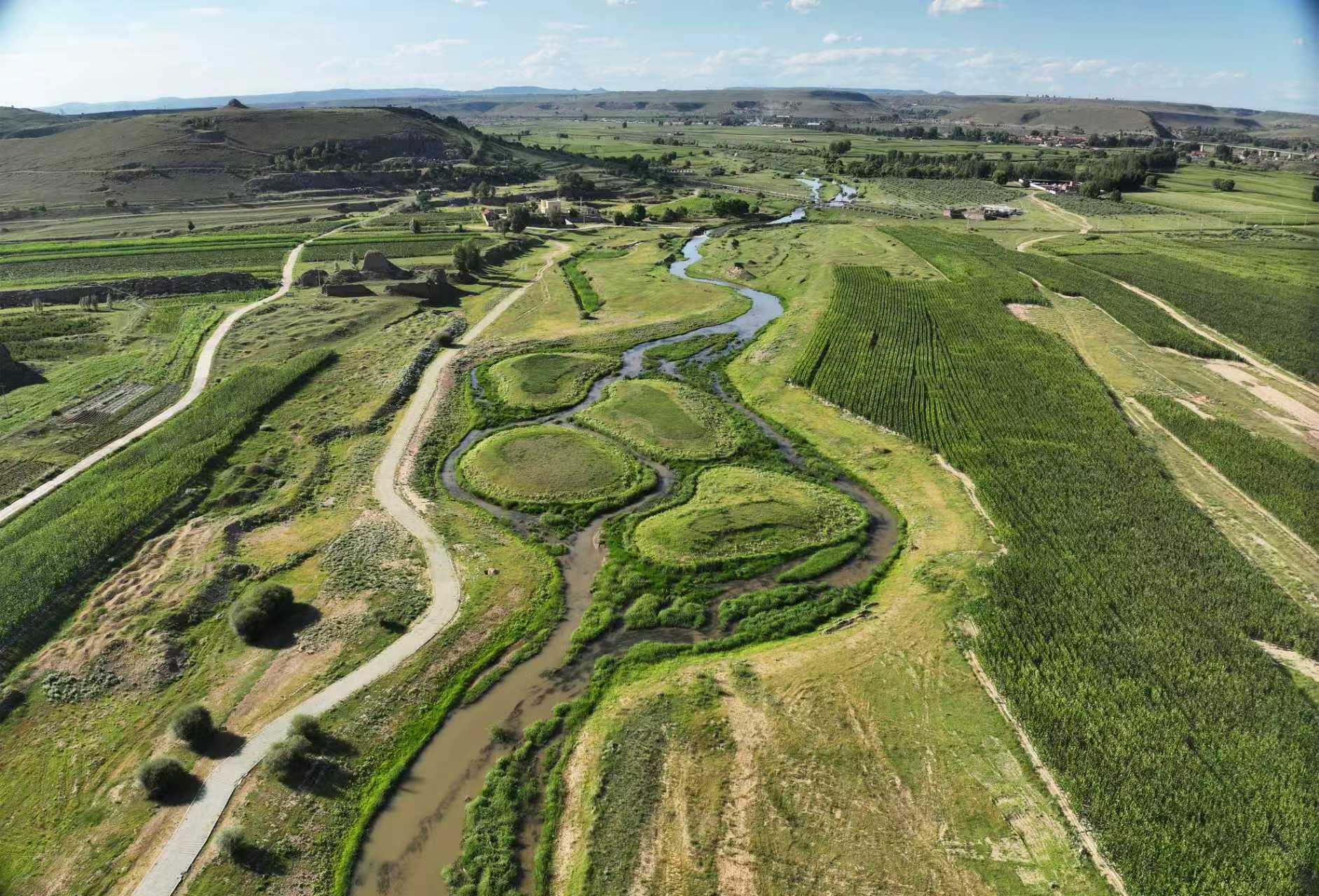 大同市得勝堡生態(tài)凈化工程施工二標 通過單位工程暨合同工程驗收 大同市得勝堡生態(tài)凈化工程施工二標 通過單位工程暨合同工程驗收
