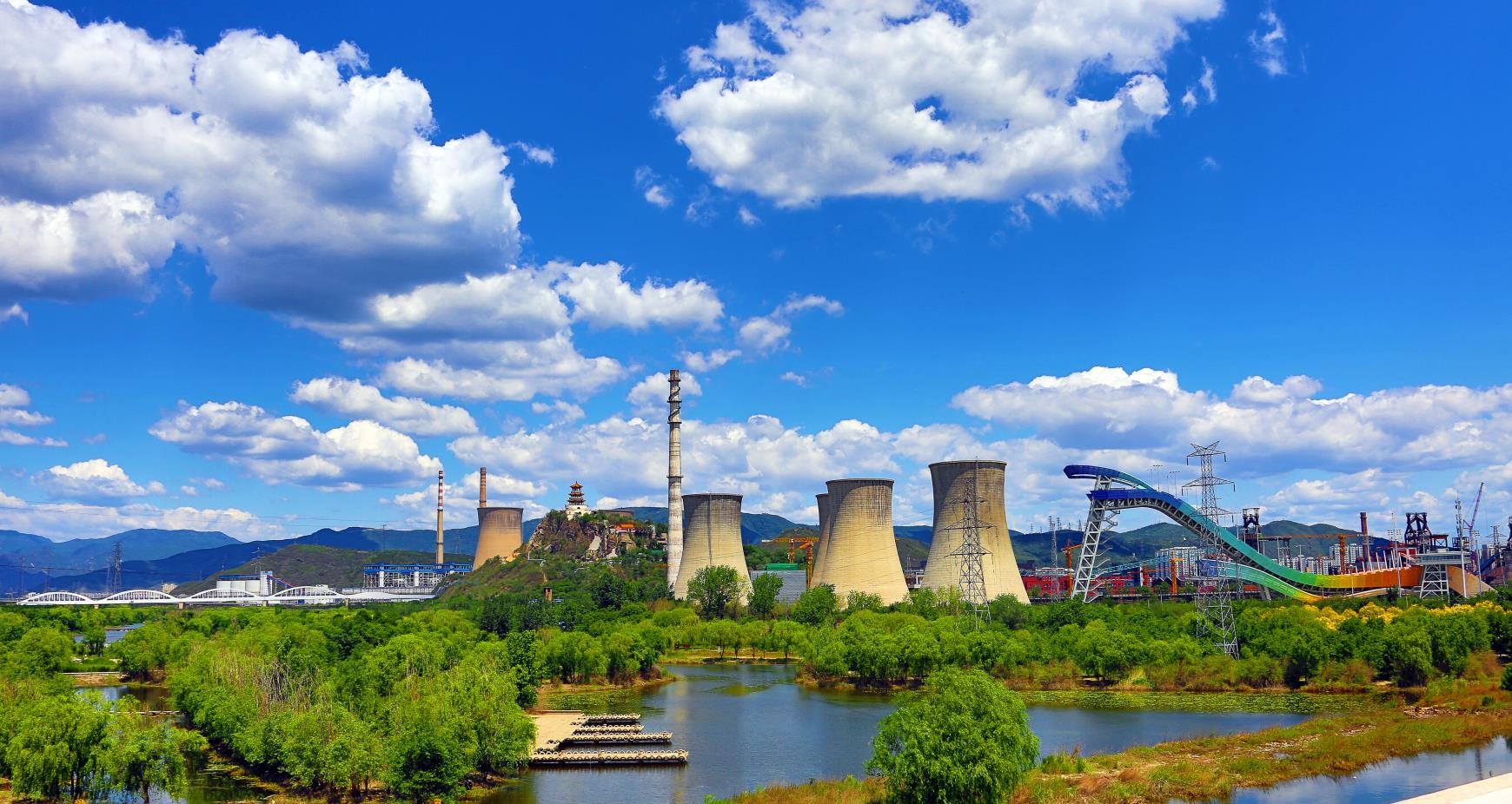 河清岸綠天更藍