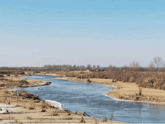 全線通水123天 永定河冰雪一線景象再現(xiàn) 全線通水123天 永定河冰雪一線景象再現(xiàn)