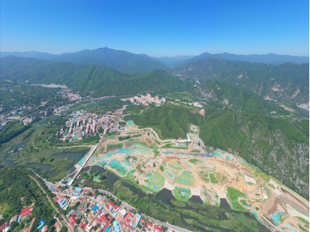 全線通水123天 永定河冰雪一線景象再現(xiàn) 全線通水123天 永定河冰雪一線景象再現(xiàn)