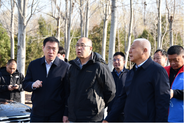 北京市大興區(qū)副區(qū)長(zhǎng)張曉晟調(diào)研平原南段(一期)工程 北京市大興區(qū)副區(qū)長(zhǎng)張曉晟調(diào)研平原南段(一期)工程