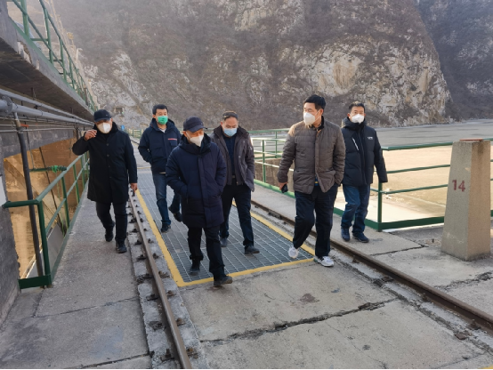 公司主要領導檢查永定河山峽段節(jié)日運行情況并慰問一線員工 公司主要領導檢查永定河山峽段節(jié)日運行情況并慰問一線員工