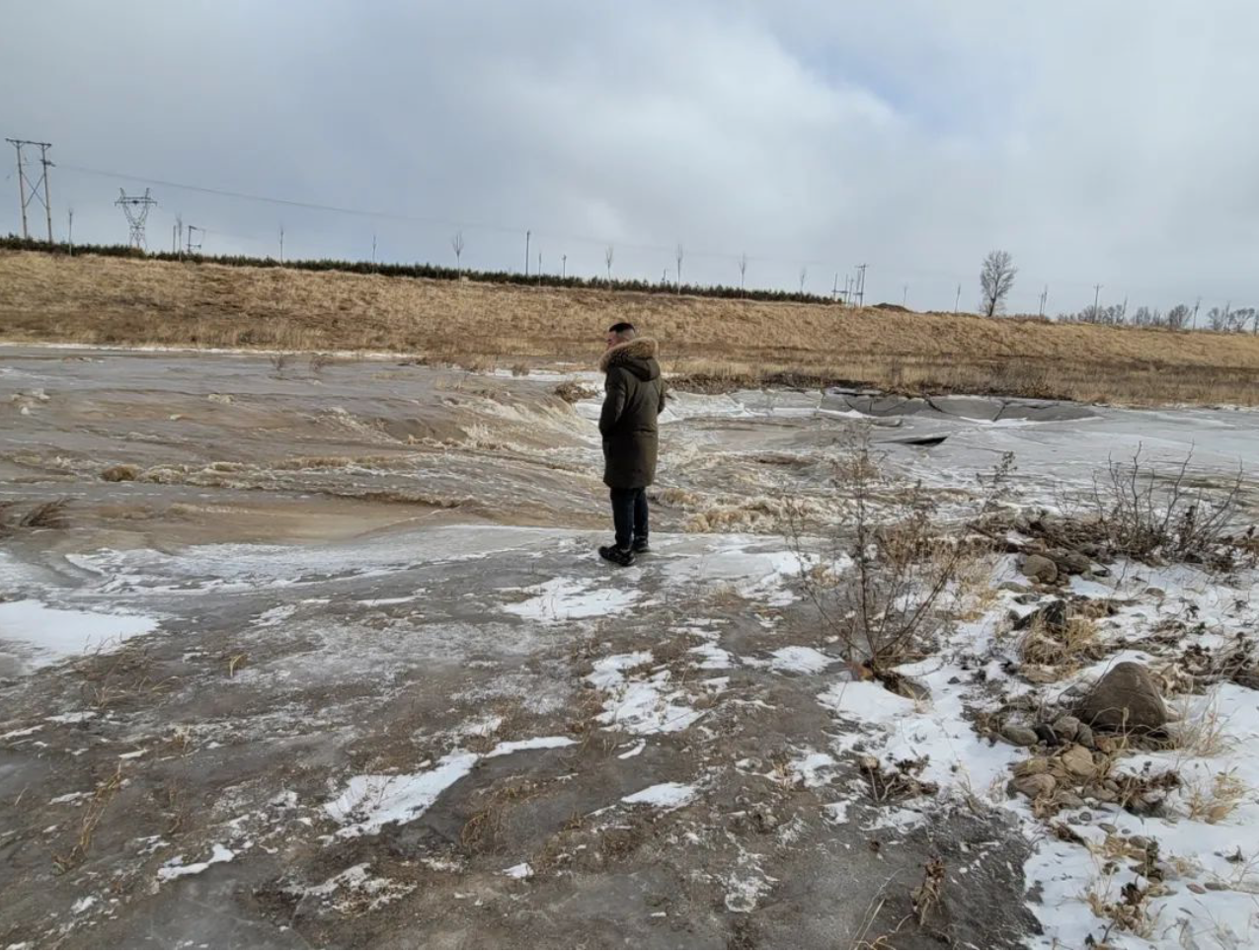 玉兔迎新春 御河煥新顏 玉兔迎新春 御河煥新顏